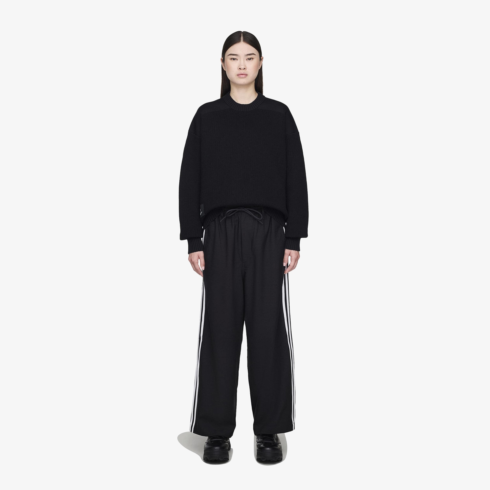 UT Knit Crew Sweater 'Black'
