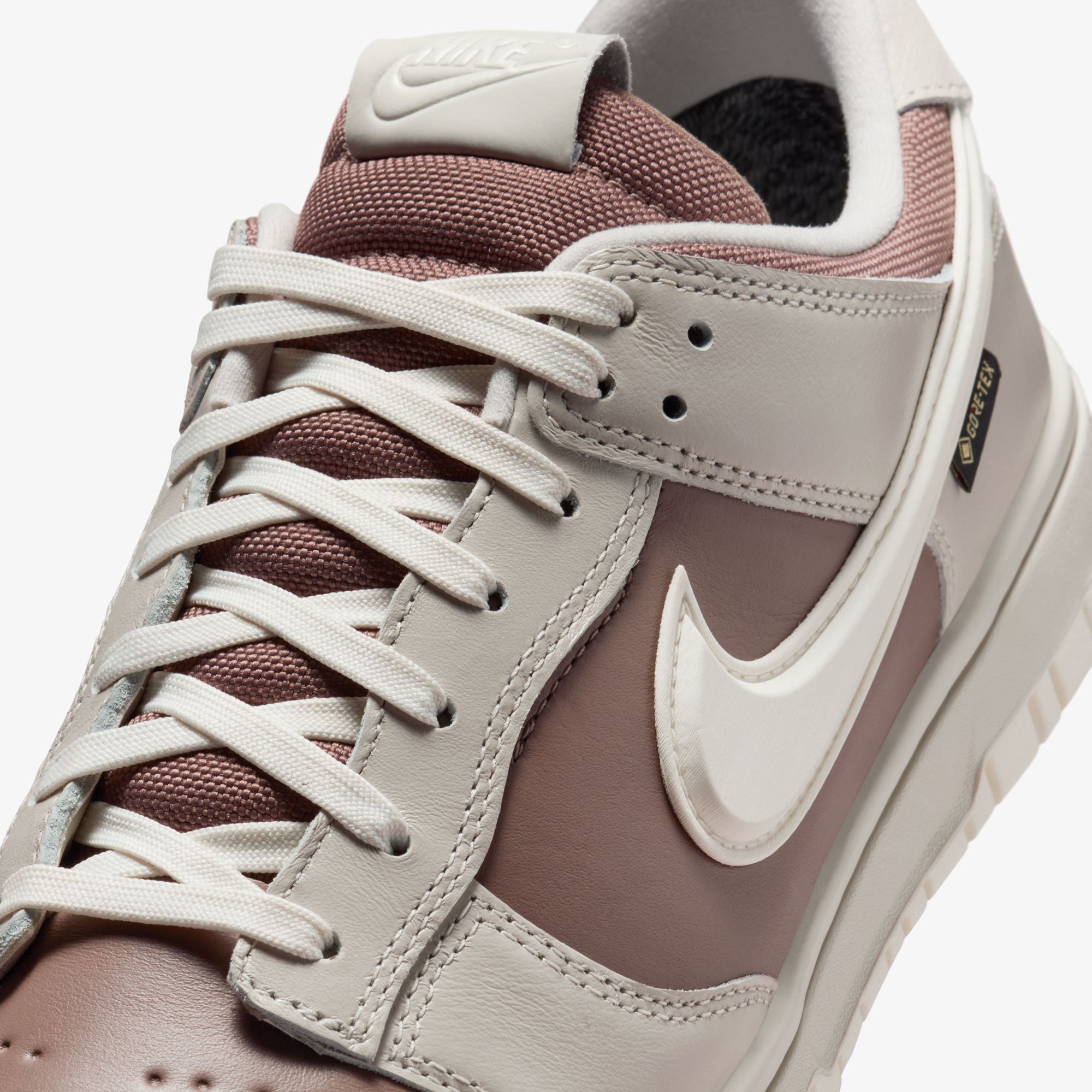 Dunk Low Gore-Tex 'Light Bone'