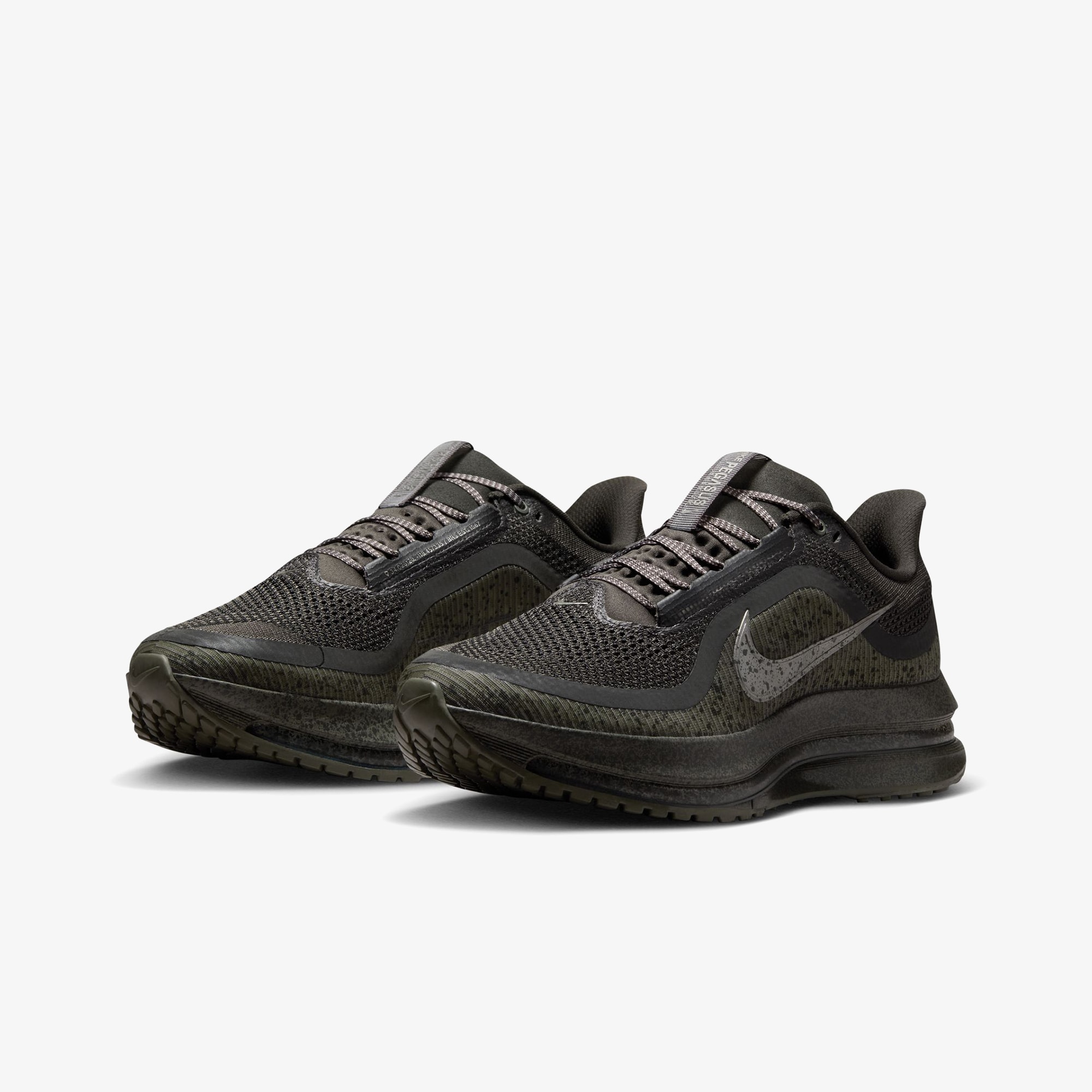 Pegasus Premium SP 'Light Loden and Dark Charcoal'
