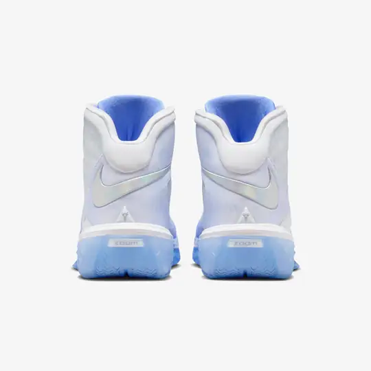 Kobe 3 Protro 'Christmas' - Görsel 6