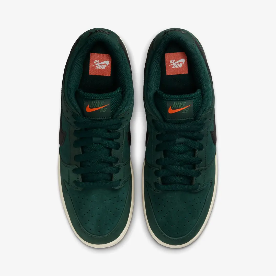 【新品未使用】Nike SB Dunk Low Deep  Nike SB Dunk Low 'Deep Fir' - WUNDER