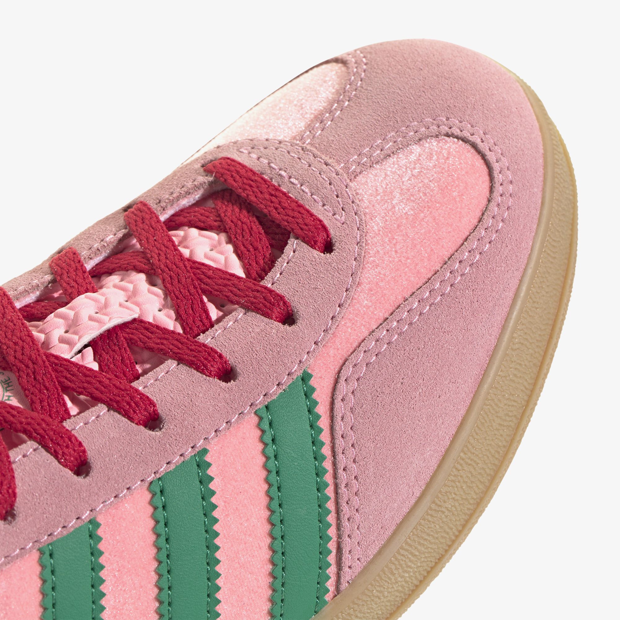 Gazelle Indoor 'Glow Pink'