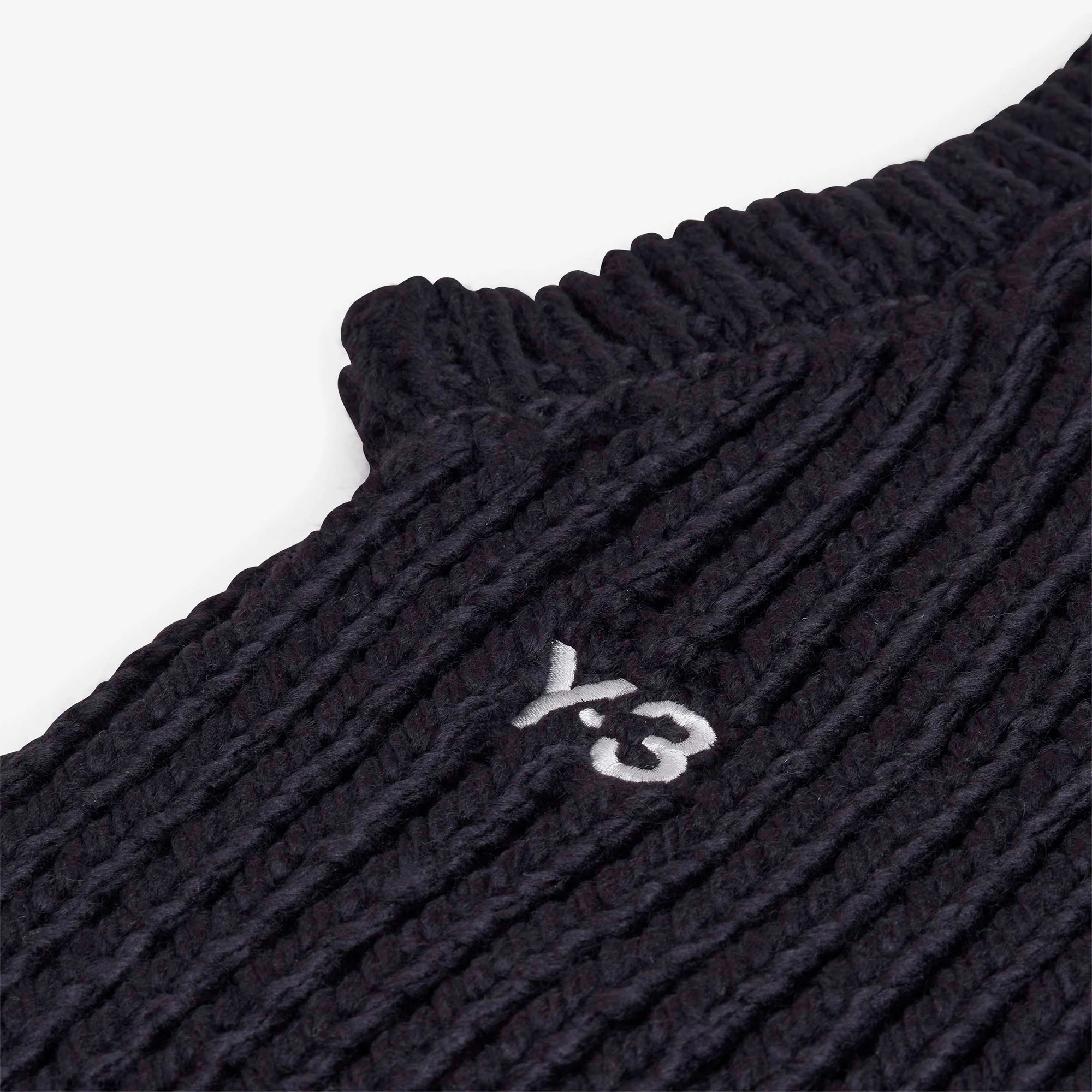 Knitted Hood 'Black'