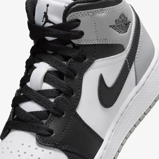 Air Jordan 1 Mid 'Barons' (GS) - Görsel 8