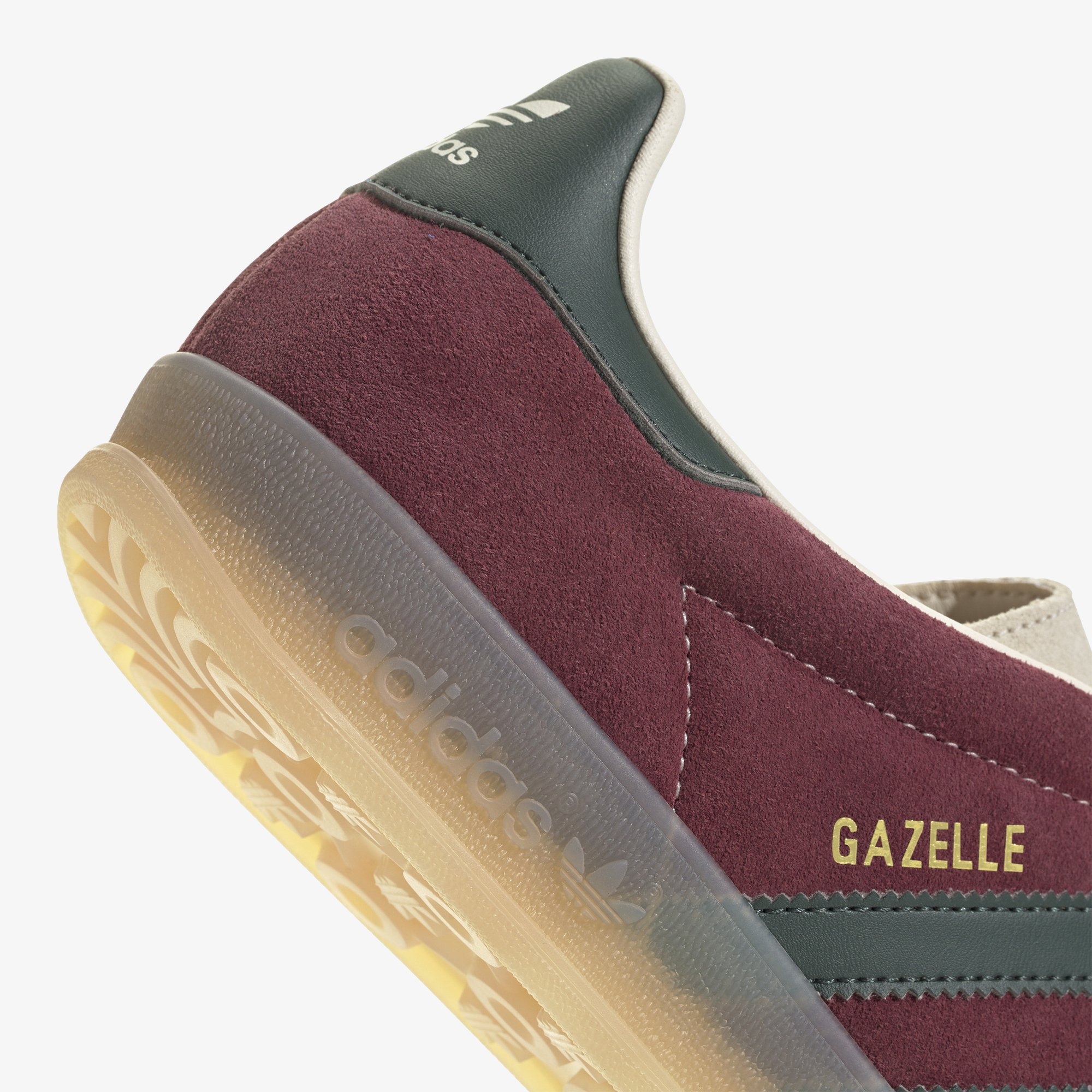 Gazelle Indoor 'Shadow Red'