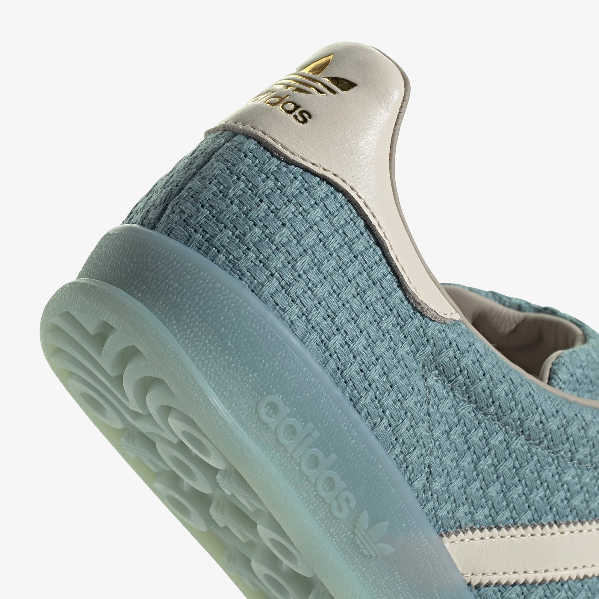 Gazelle Indoor 'Grey'