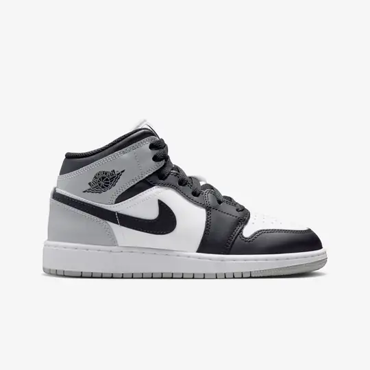 Air Jordan 1 Mid 'Barons' (GS) - Görsel 2