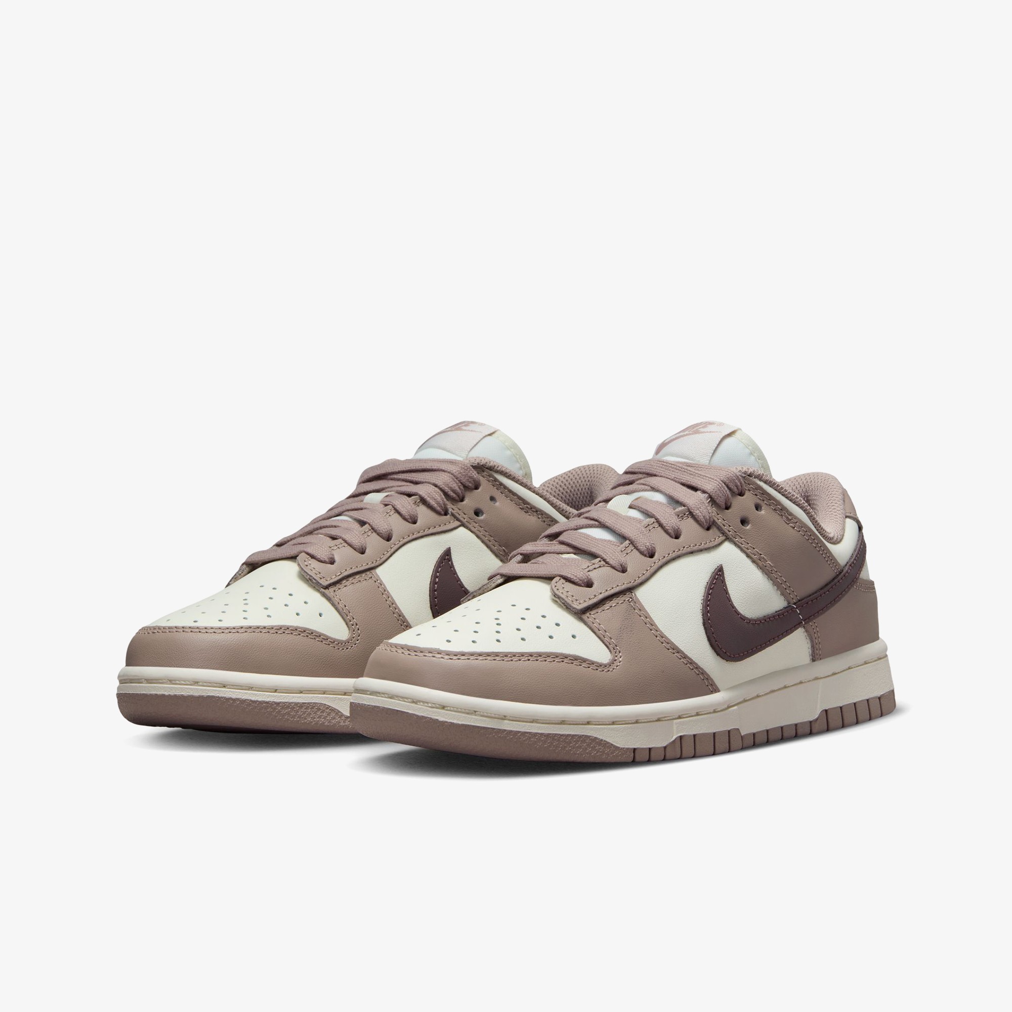 Dunk Low 'Diffused Taupe'