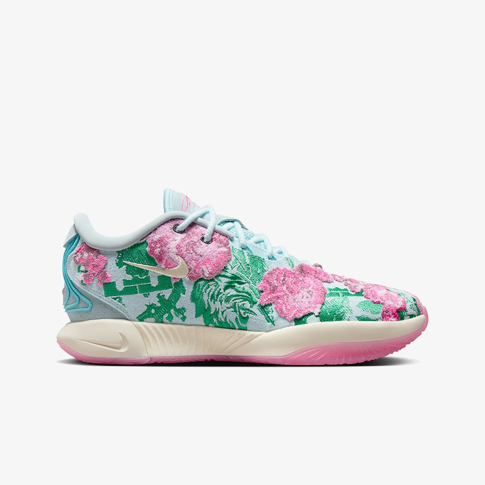 LeBron XXI Premium 'Grandma's Couch Pack - Pearl of Z'