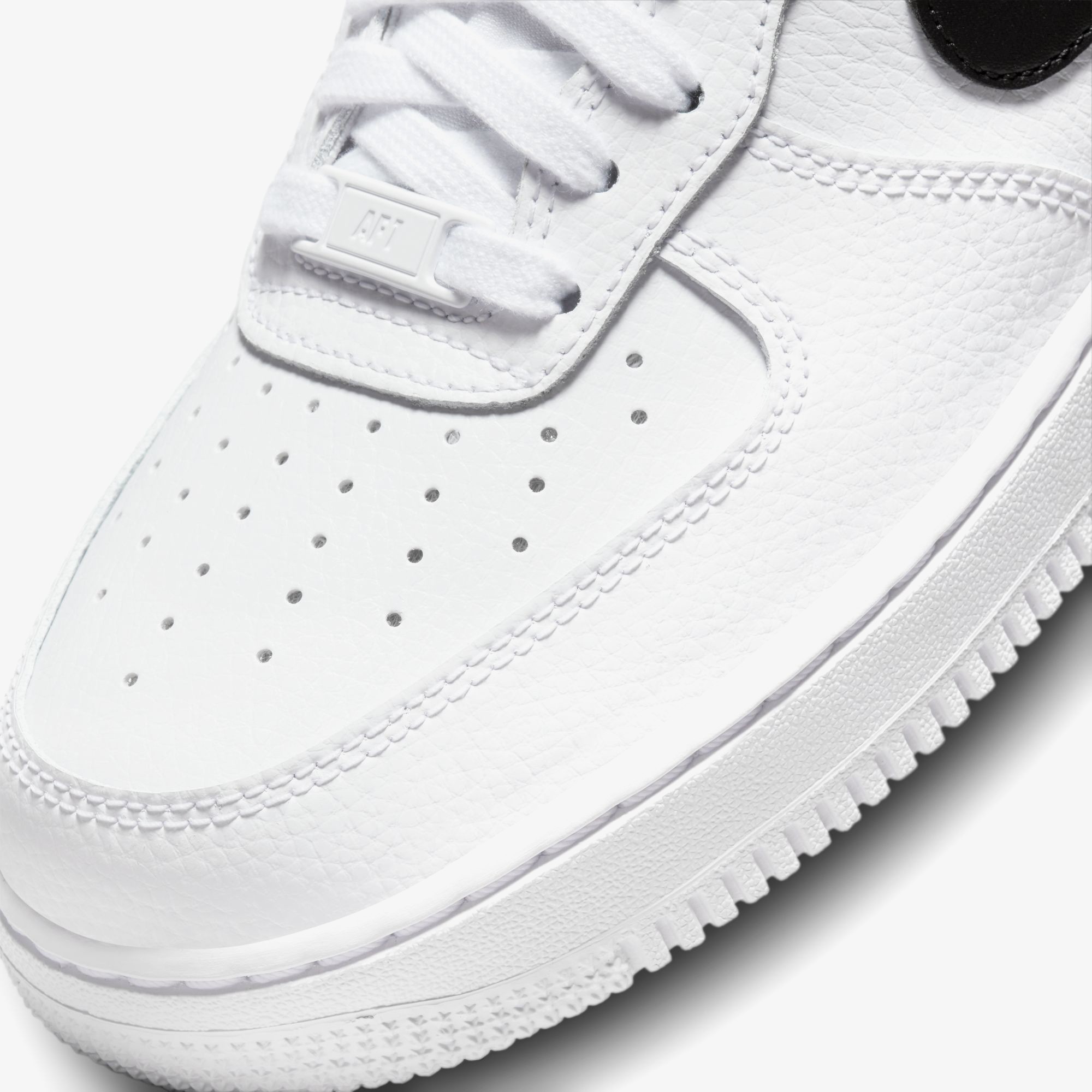 Air Force 1 '07 'White Black' (W)