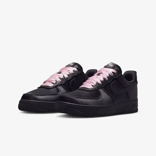 Air Force 1 Low '07 LV8 'Black Satin' (W) - Görsel 4