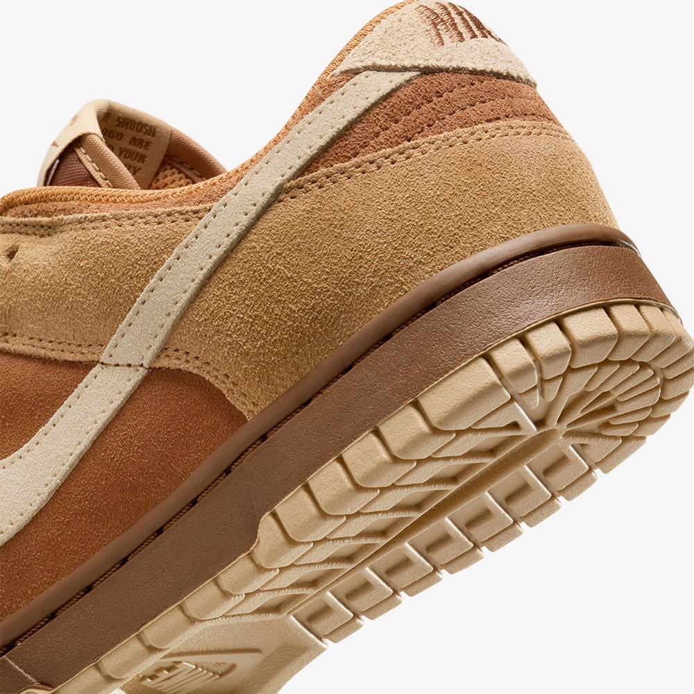 Dunk Low 'Reverse Maple'