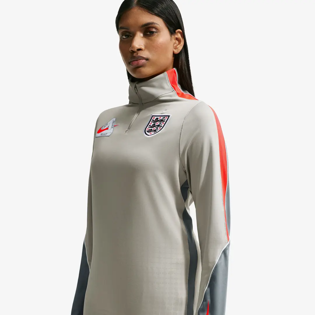 Nike x Palace England Sweatshirt 'Grey' - WUNDER