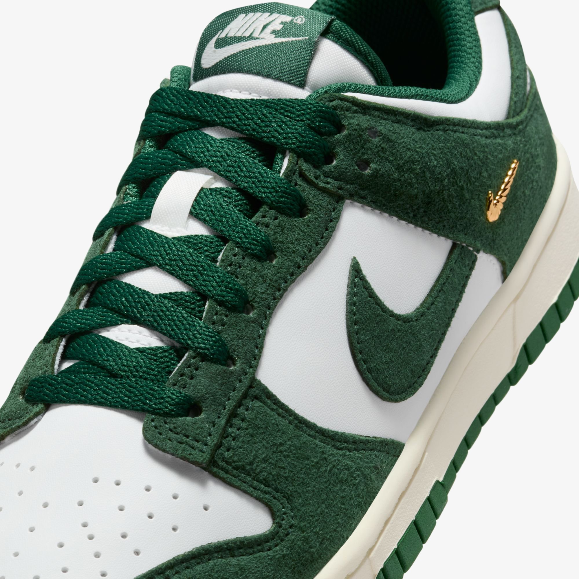 Dunk Low 'Gorge Green'