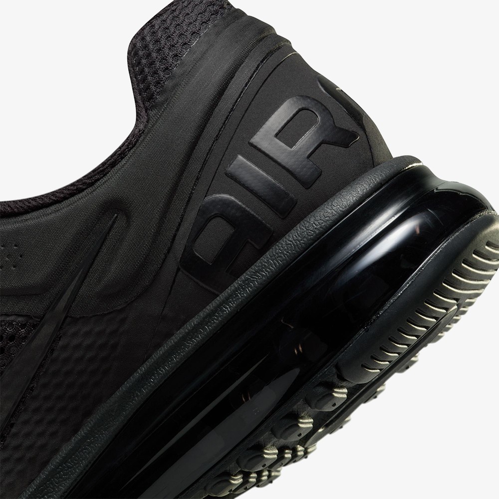 Air Max 2013 'Triple Black'