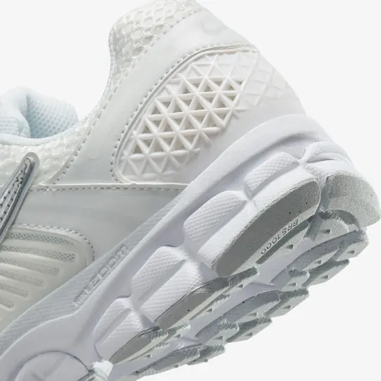 Zoom Vomero 5 'Chrome Toe' - Görsel 8