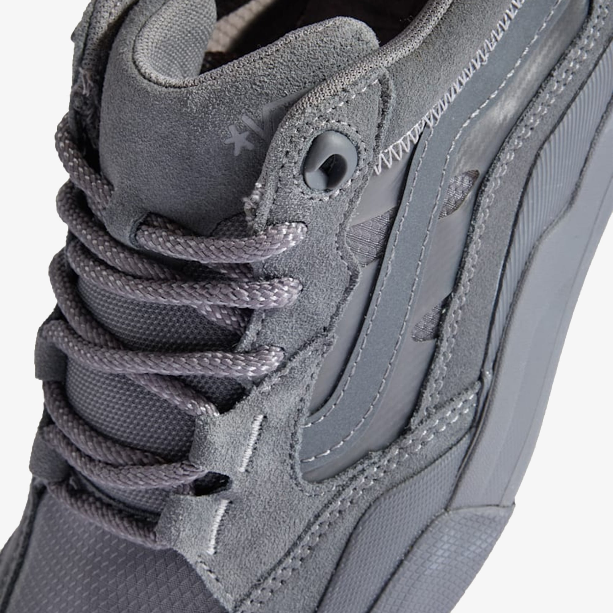 Atiba Jefferson x Skate 2 Waywee 'Atiba Grey'