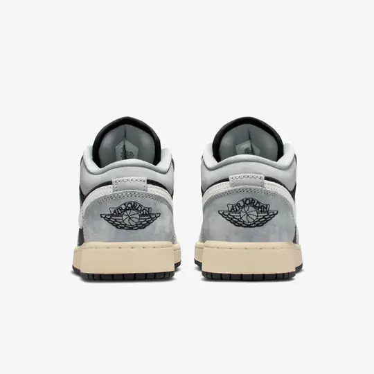 Air Jordan 1 Low SE 'Light Smoke Grey Sail' (GS) - Görsel 5