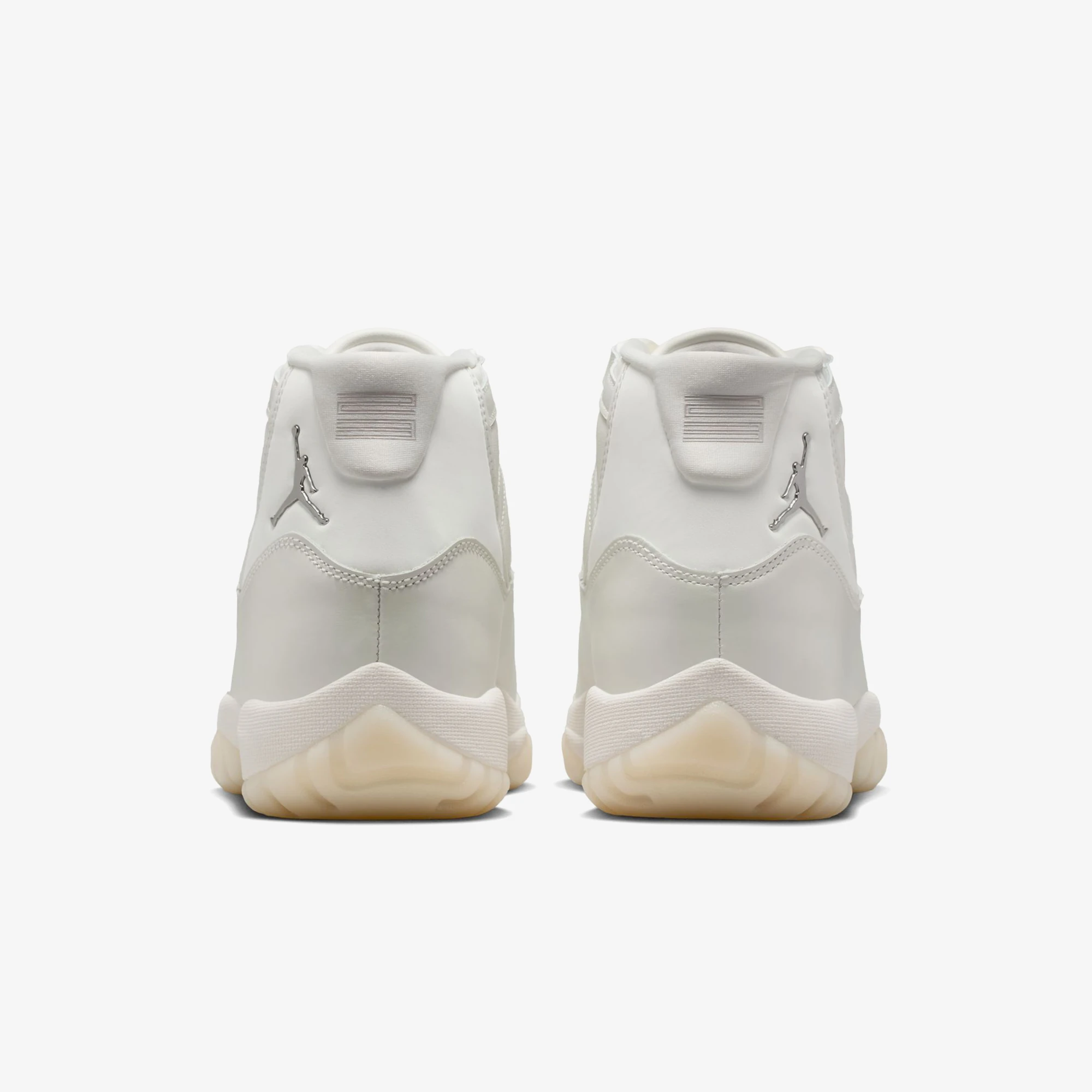 Air Jordan 11 Retro 'Pearl'