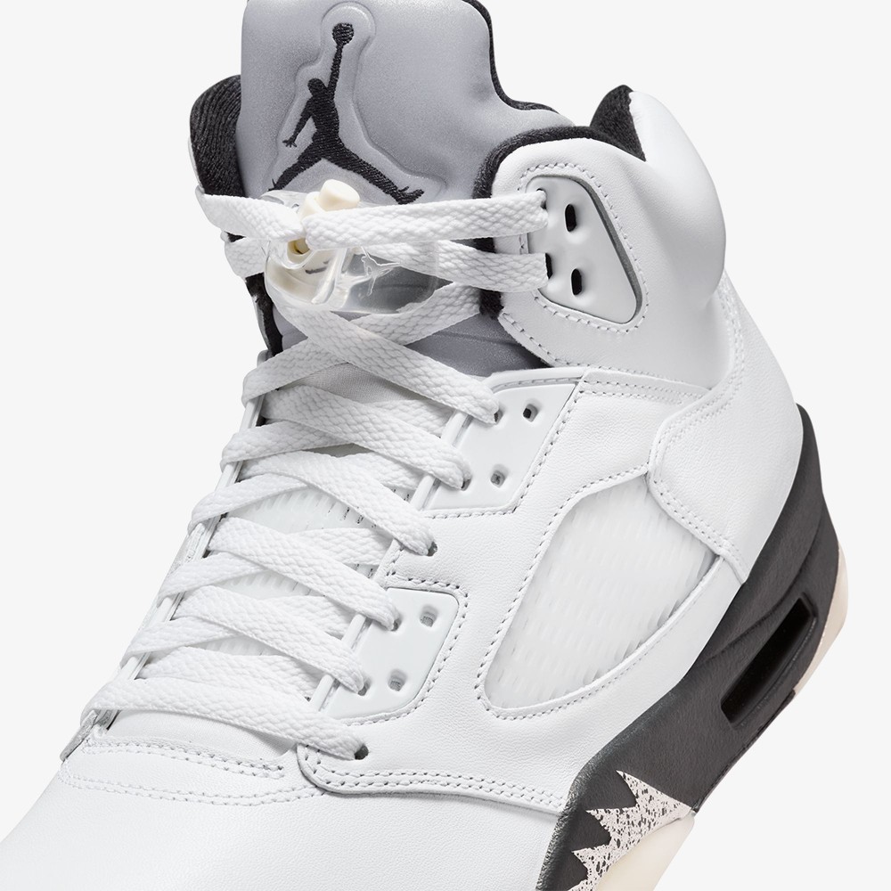 Air Jordan 5 Retro 'White and Black'