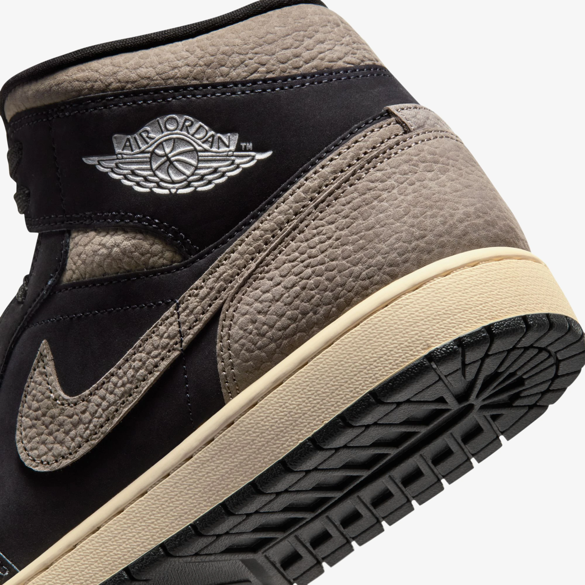 Air Jordan 1 Mid SE 'Olive Grey' - WUNDER