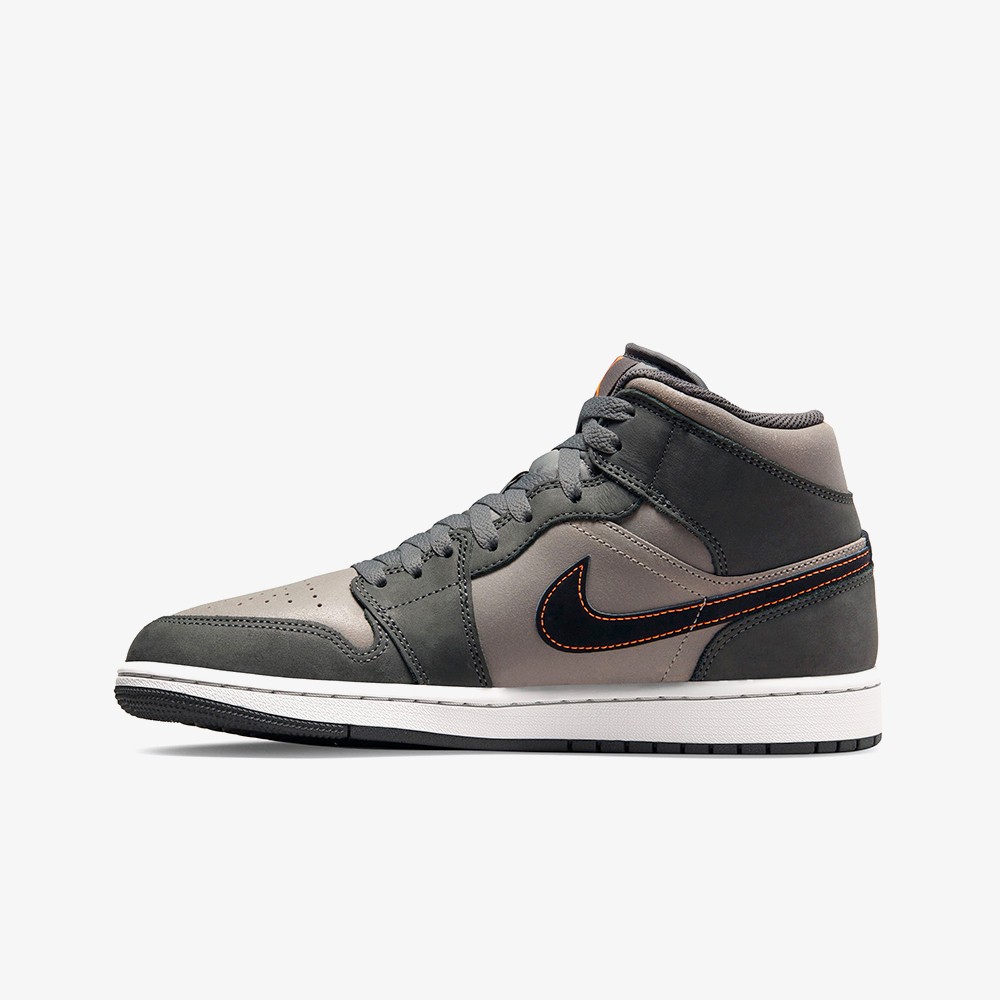 Air Jordan 1 Mid SE 'Night Stadium'