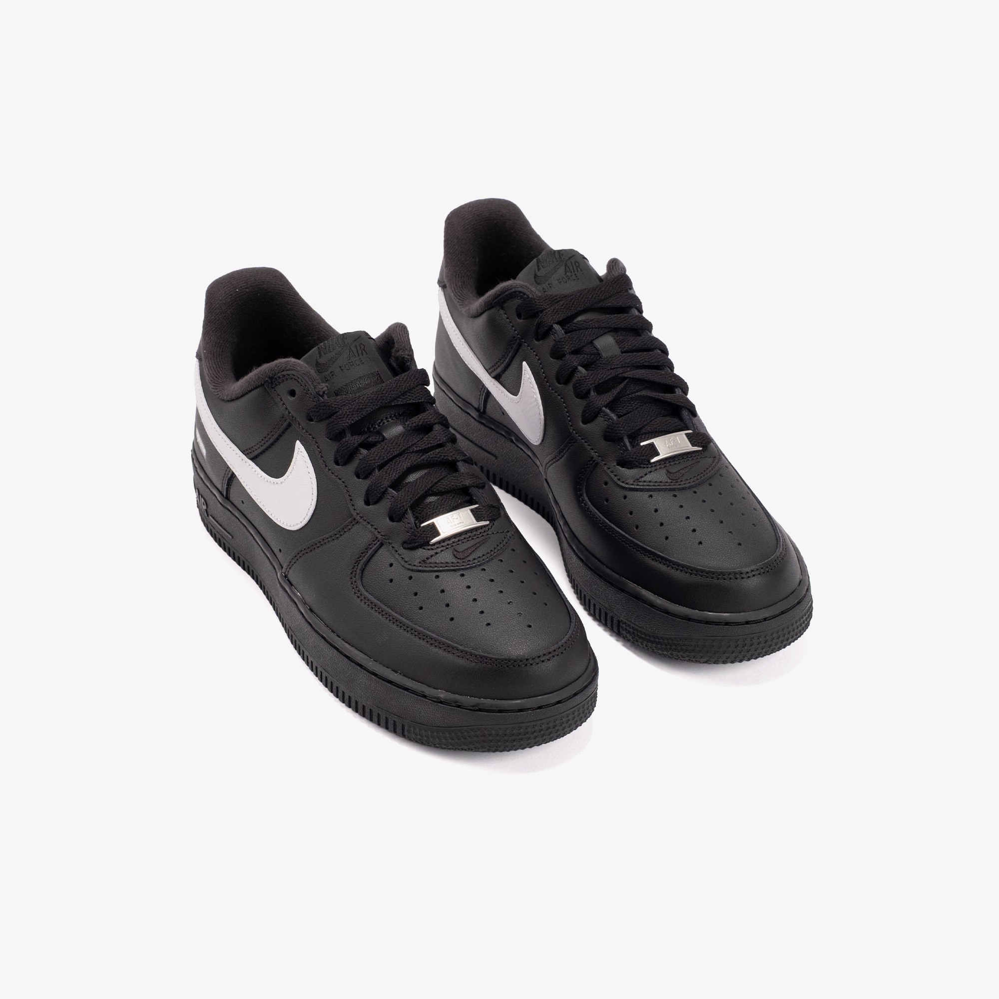 Nike x Supreme Air Force 1 Low 'Black White'