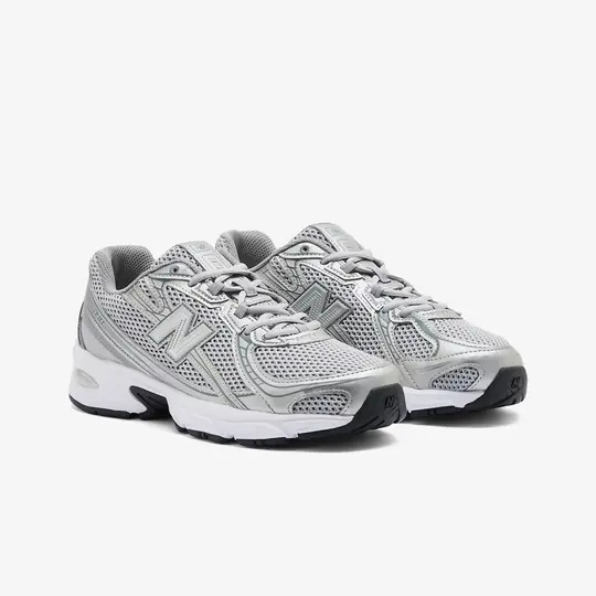 740v2 'Silver Castlerock' - Görsel 4