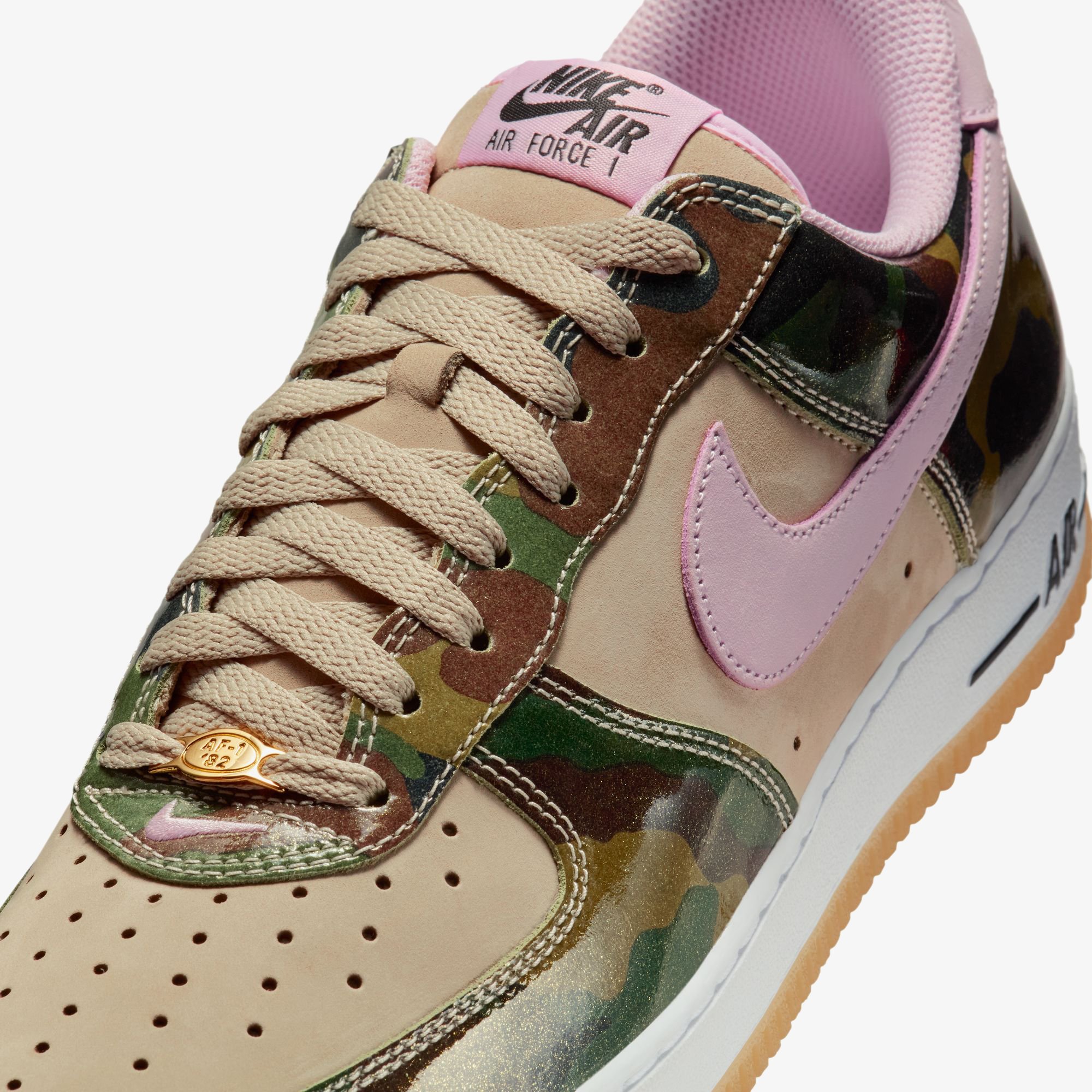 Air Force 1 Low '07 LV8 Patent 'Camo Pink'