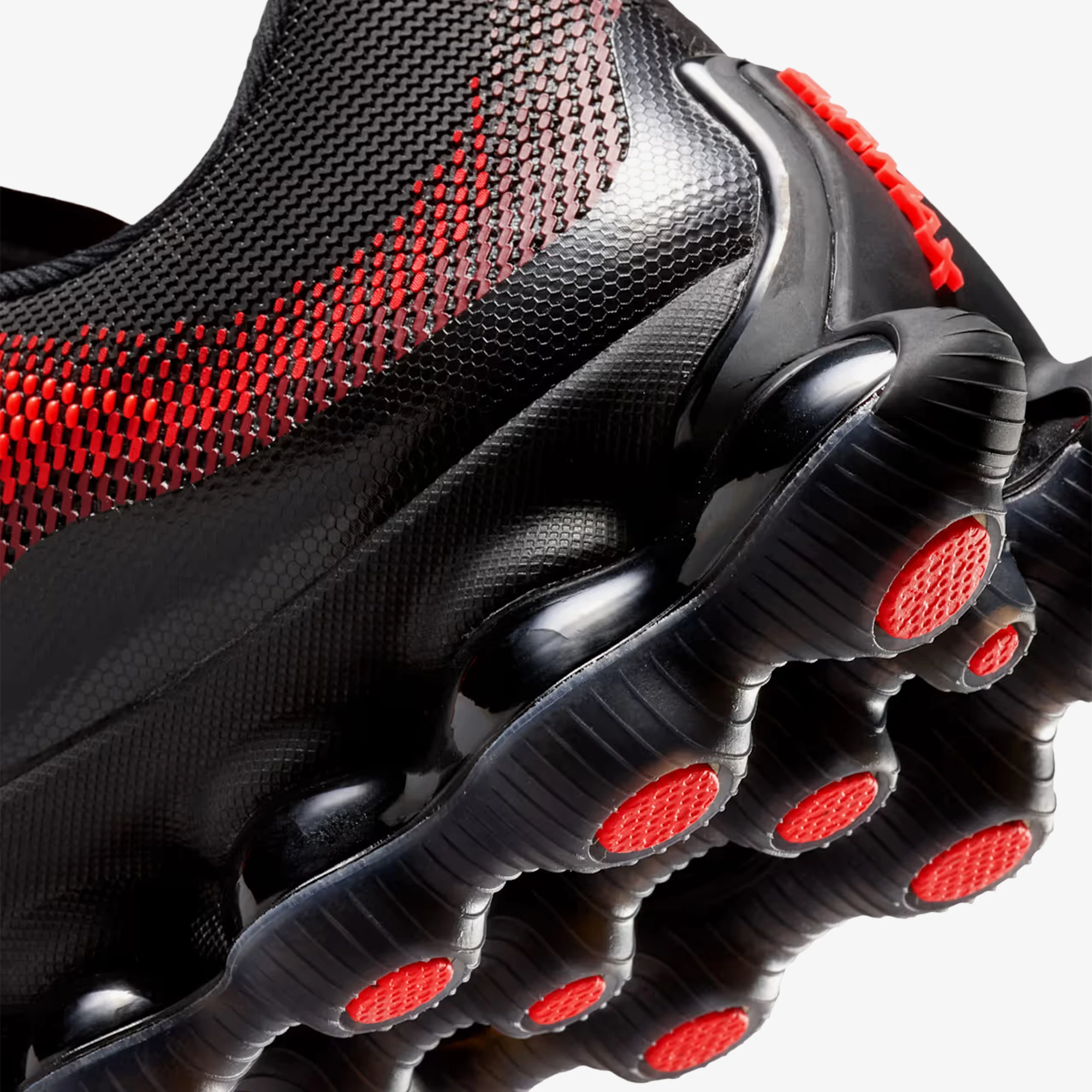 Nike Air Liquid Max 'Bright Crimson Fire Red' - WUNDER