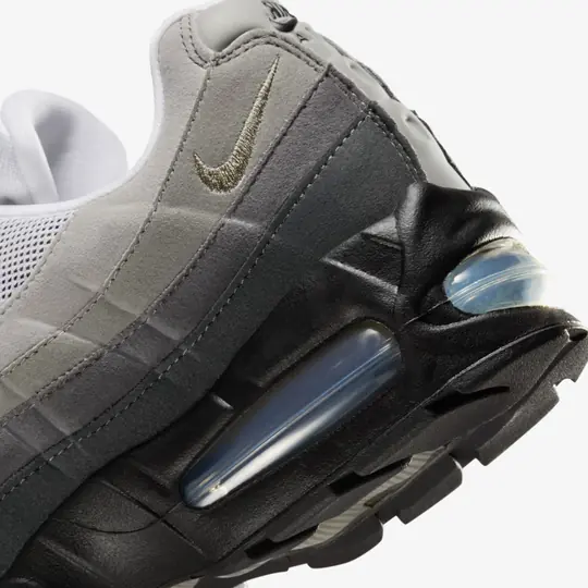 Air Max 95 OG 'Big Bubble Black Medium Olive' (W) - Görsel 9