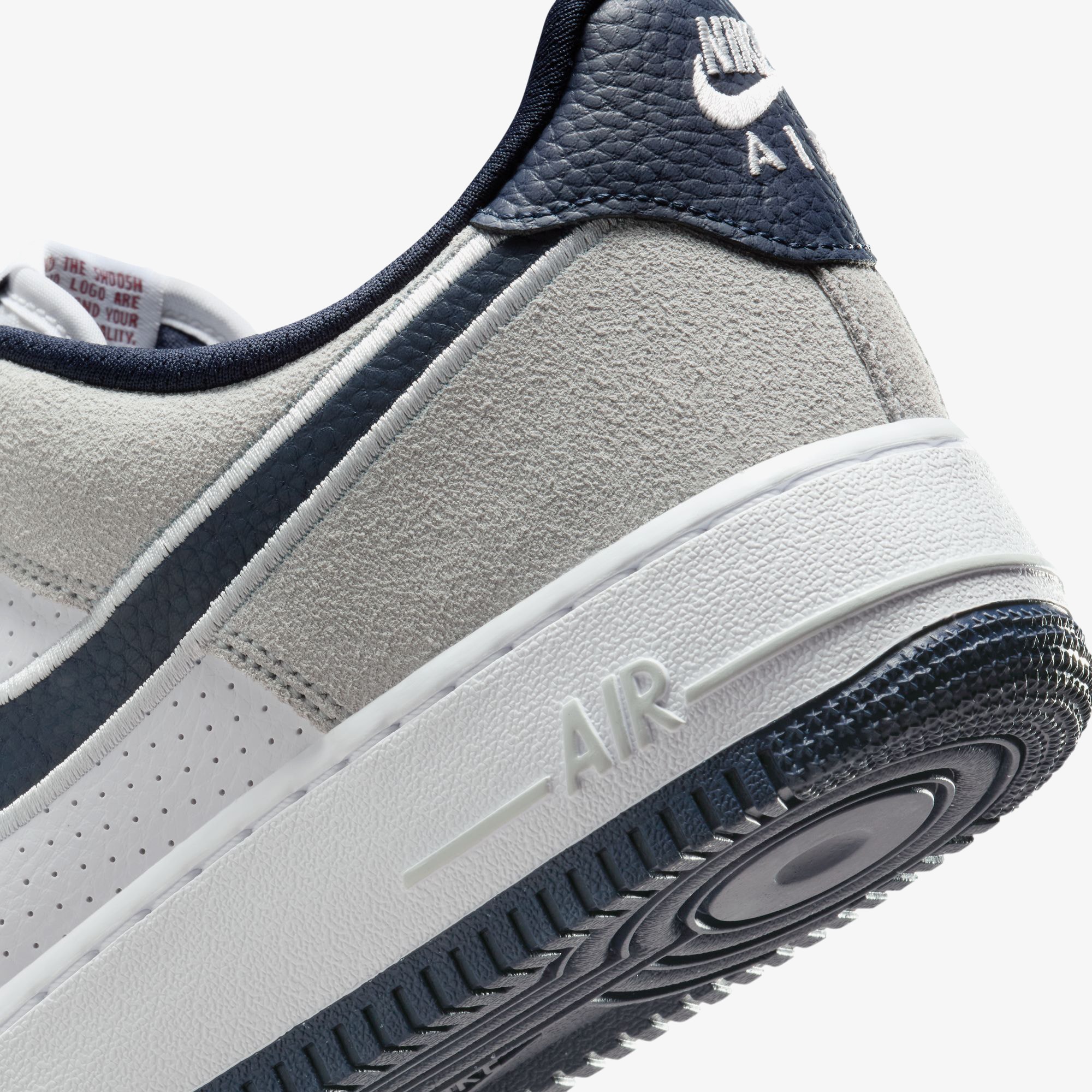 Air Force 1 '07 LV8 'White Obsidian'