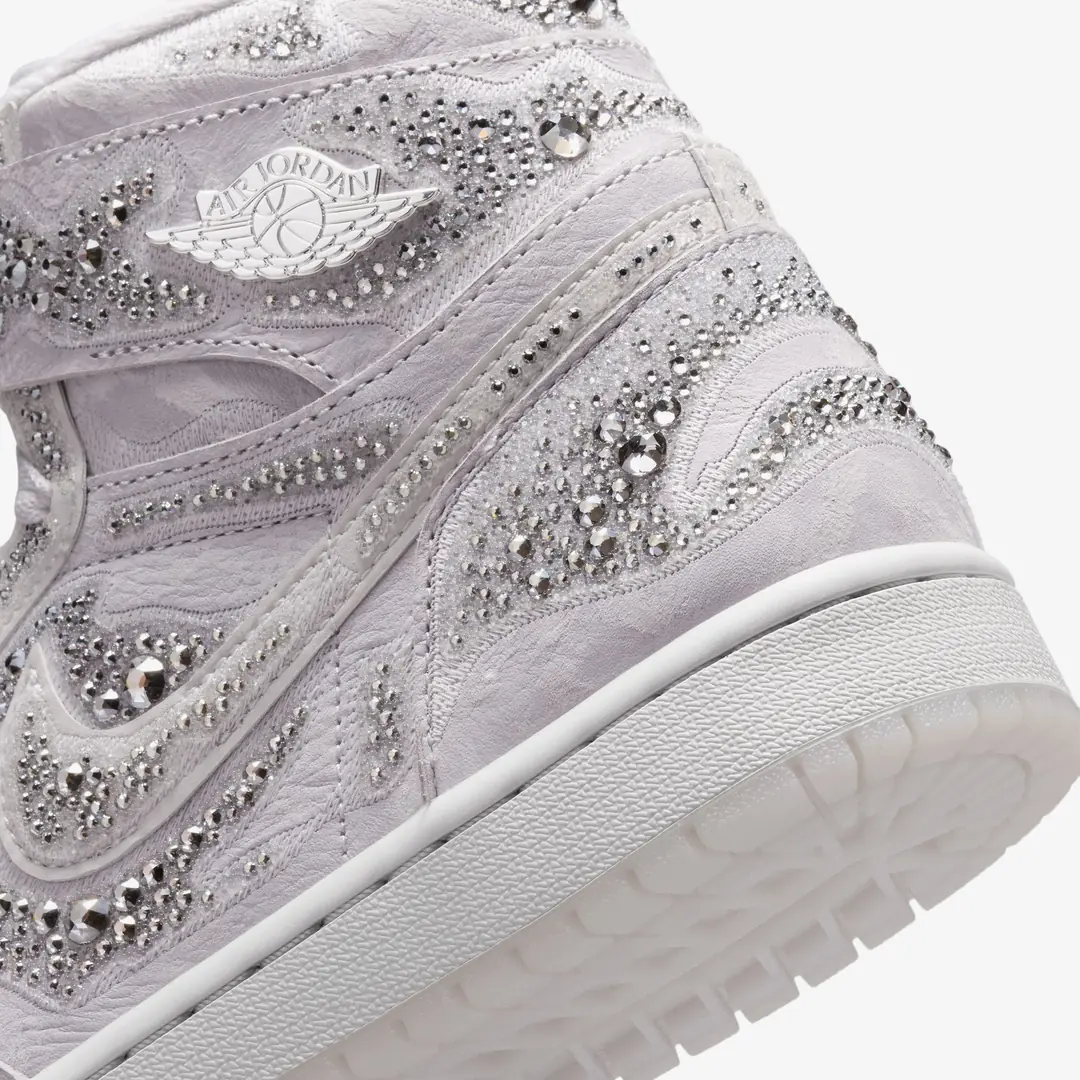 Air Jordan 1 Retro High OG x Swarovski 'Vast Grey' (W) - WUNDER