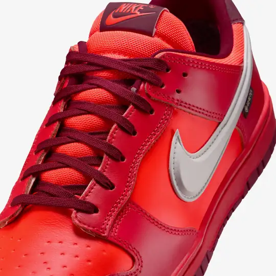 Nike Nike Kırmızı Dunk Low GORE-TEX 'Crimson' Wunder'de! Kırmızı - 8. görsel