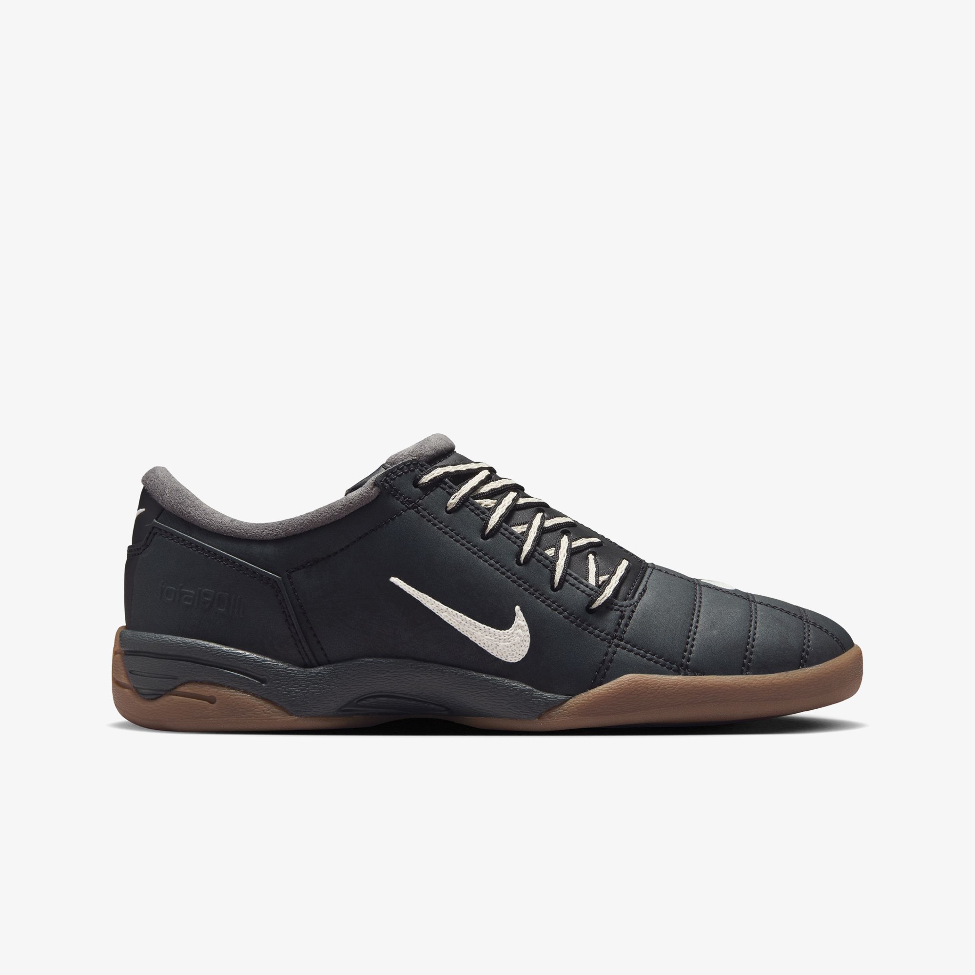 Total 90 3 SP 'Black Gum' (W)