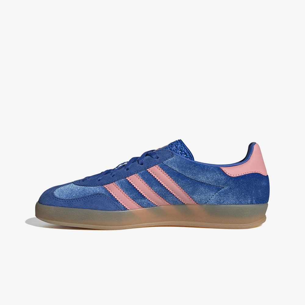 Gazelle Indoor 'Blue/Semi Pink Spark' (W)