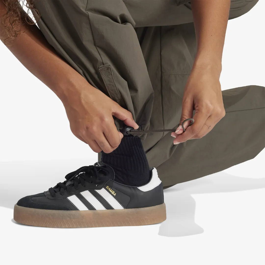 adidas Premium Essentials Cargo Pants 'Shadow Olive' adidas Premium Essentials Cargo Pants 'Shadow Olive'