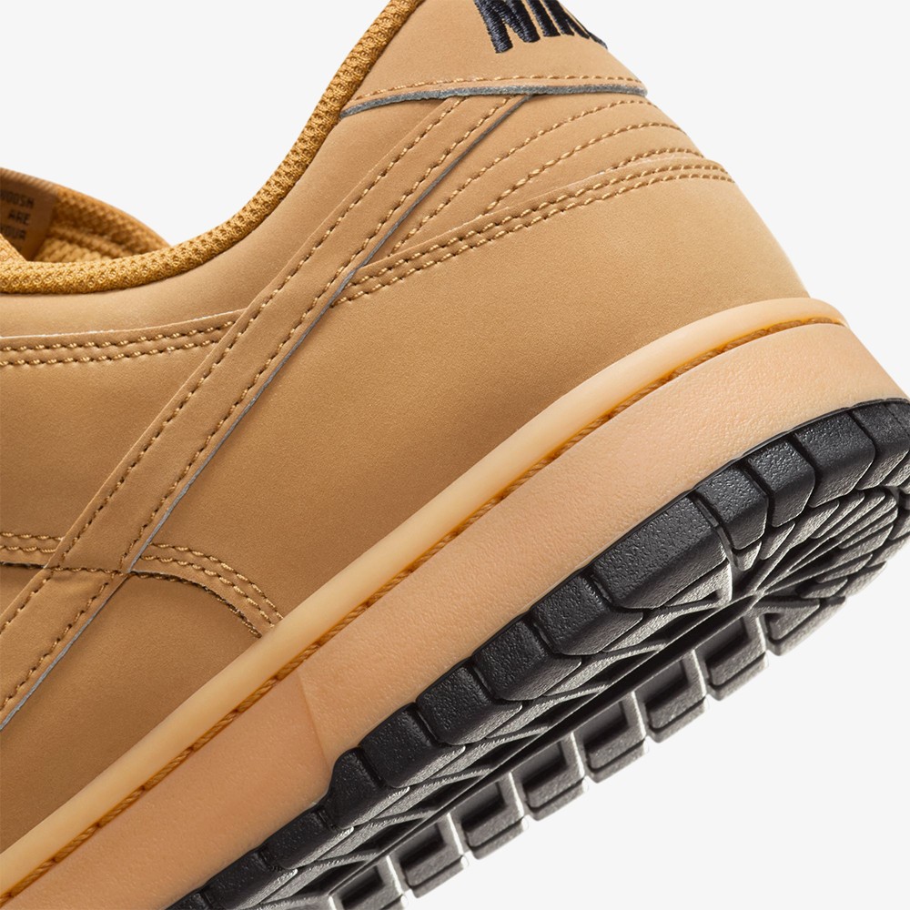 Dunk Low Retro SE 'Wheat Gum'