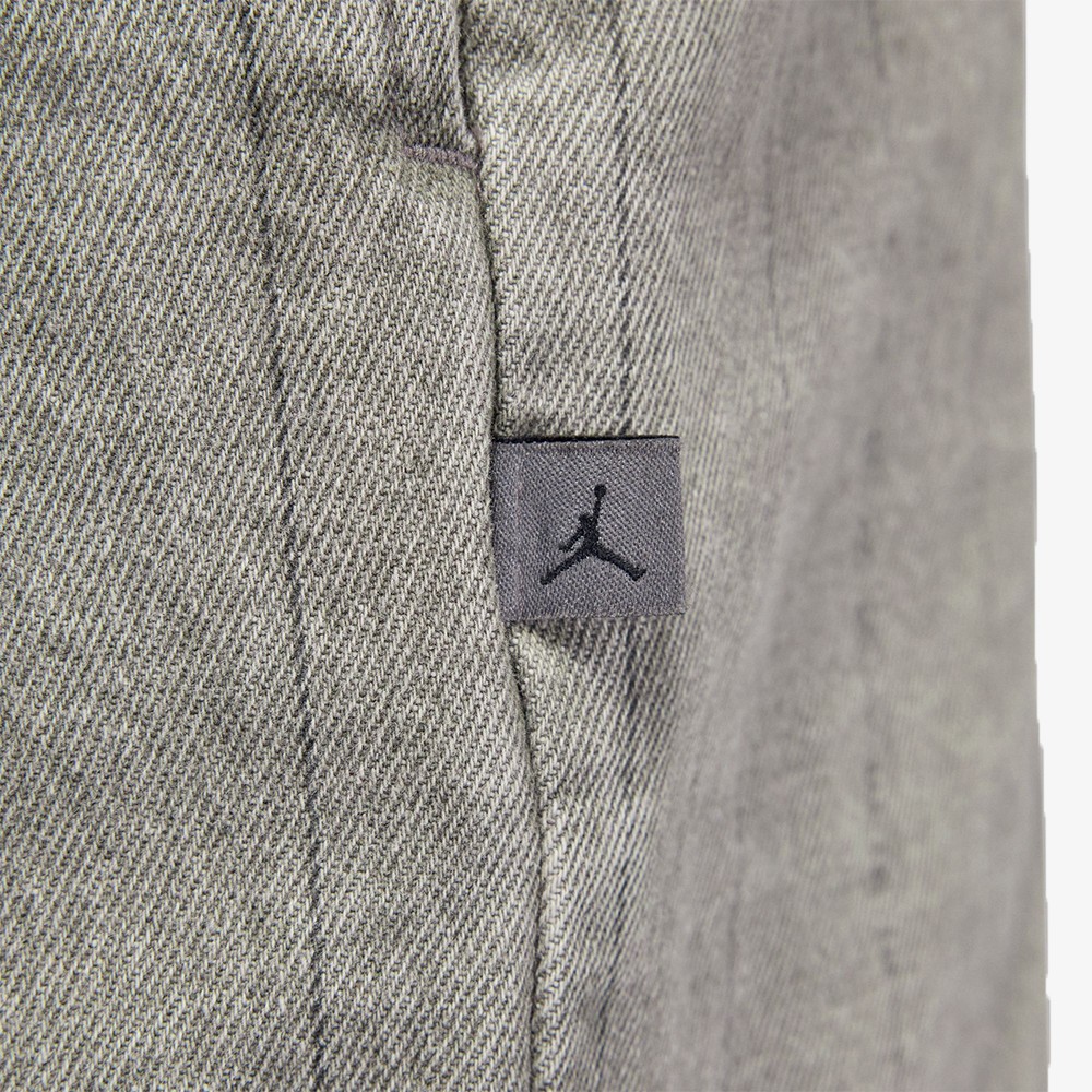 Air Jordan x A Ma Maniere Short 'Flat Pewter'