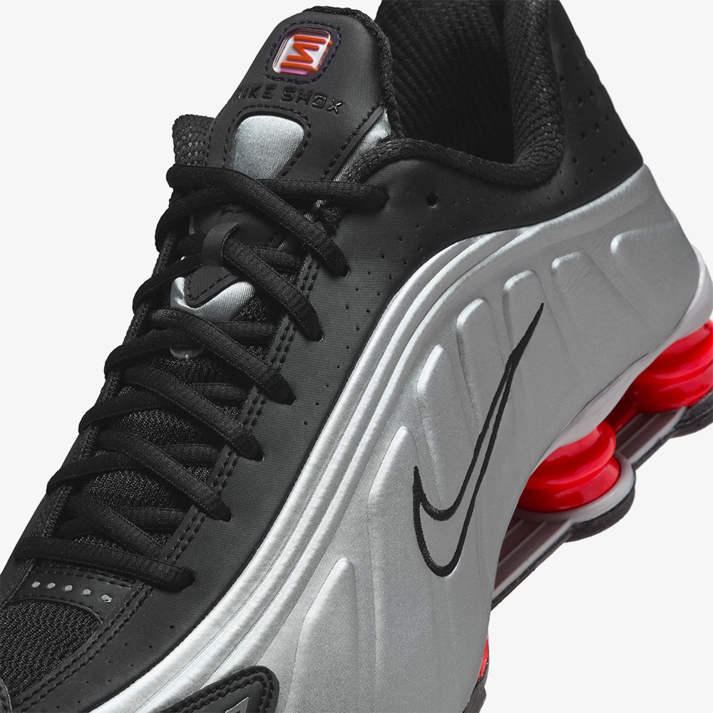 Shox R4 Black 'Metallic Silver'