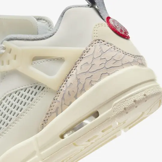Air Jordan Spizike Low 'Coconut Milk' (GS) - Görsel 9