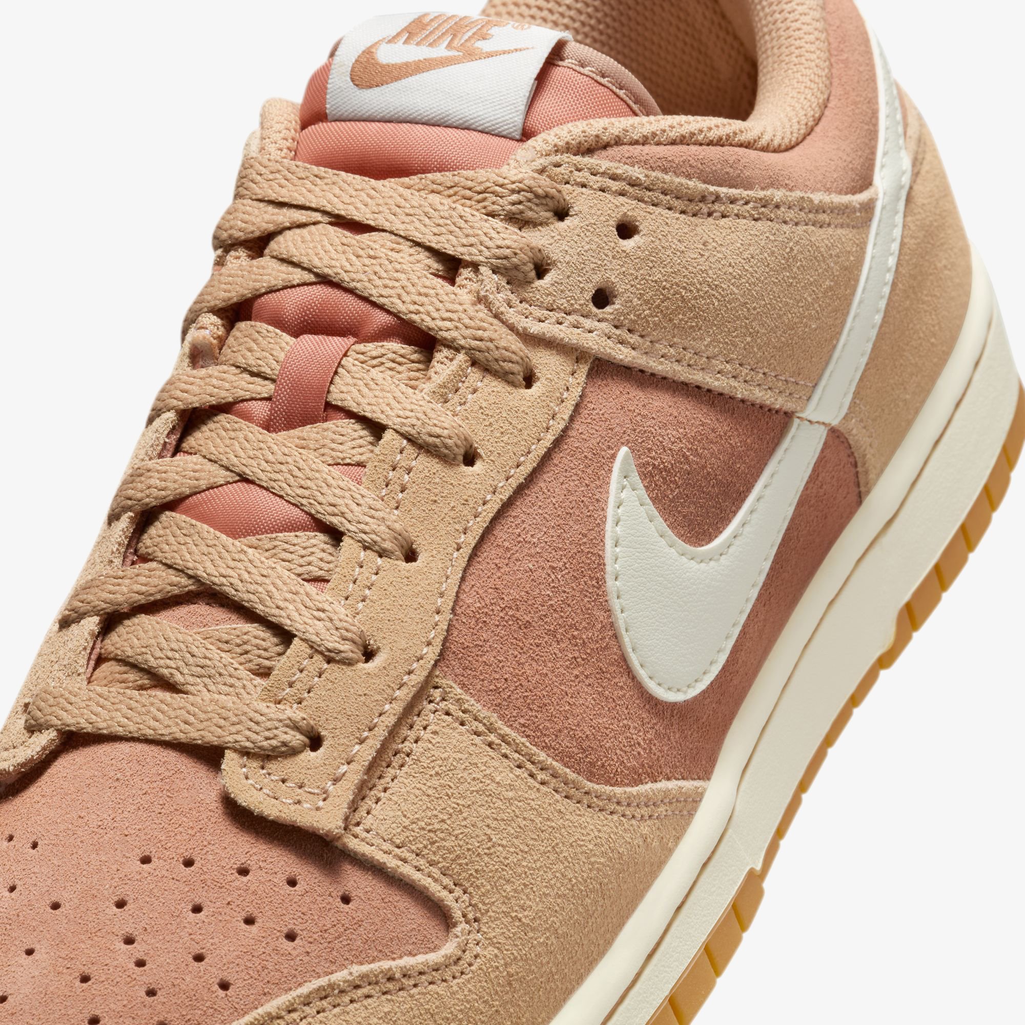 Dunk Low SE 'Hemp'