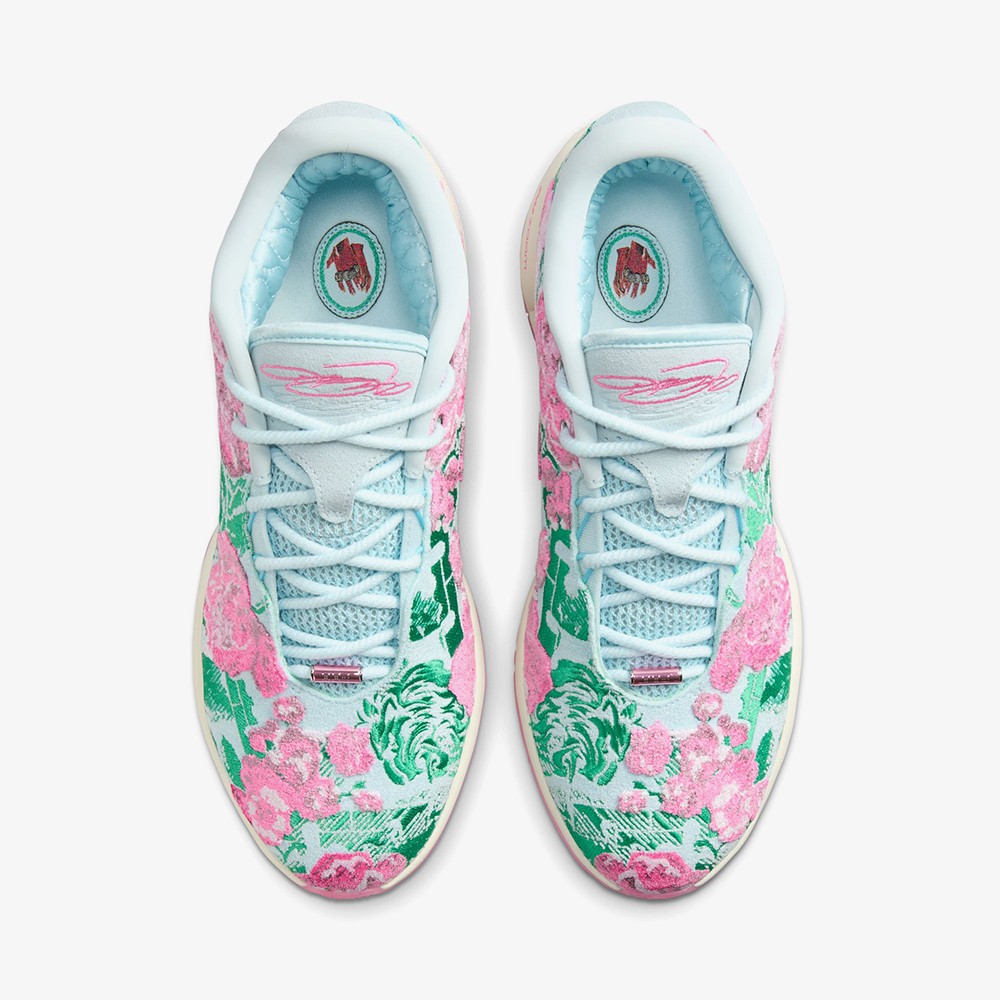 LeBron XXI Premium 'Grandma's Couch Pack - Pearl of Z'