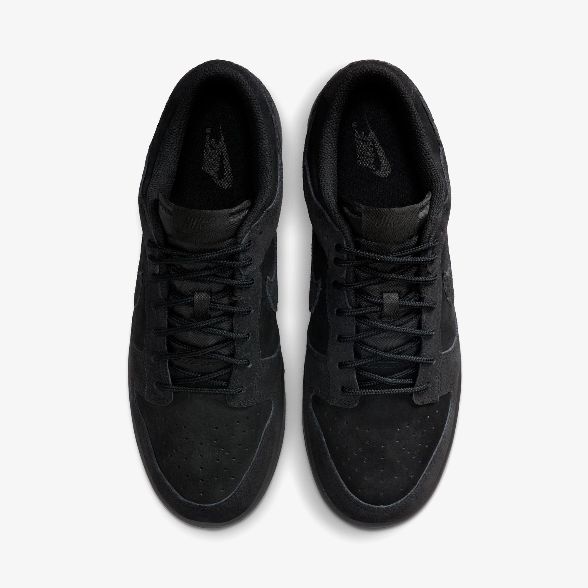 Dunk Low Retro SE 'Triple Black'