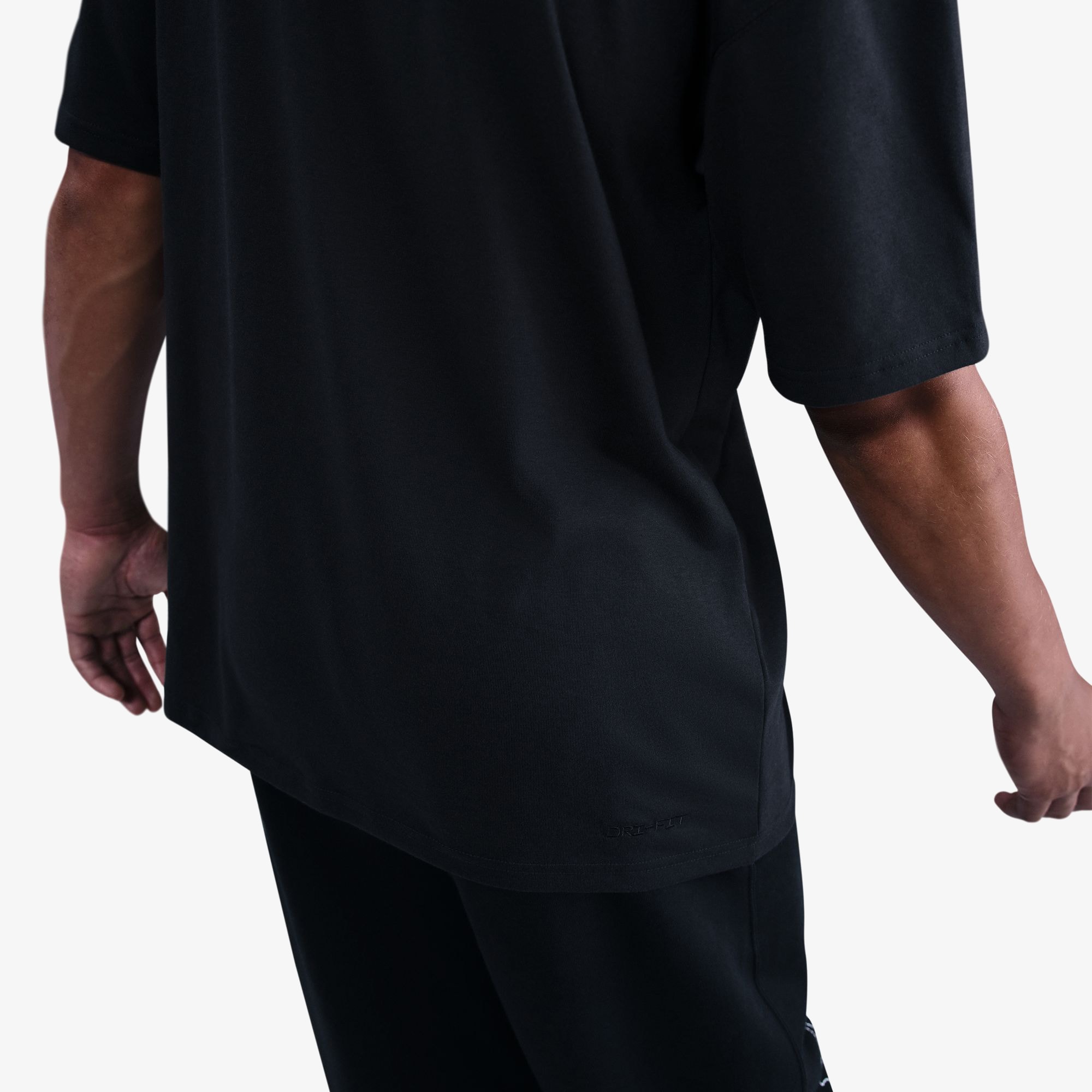 Kobe Dri-FIT Max90 XXIV Tee 'Black'