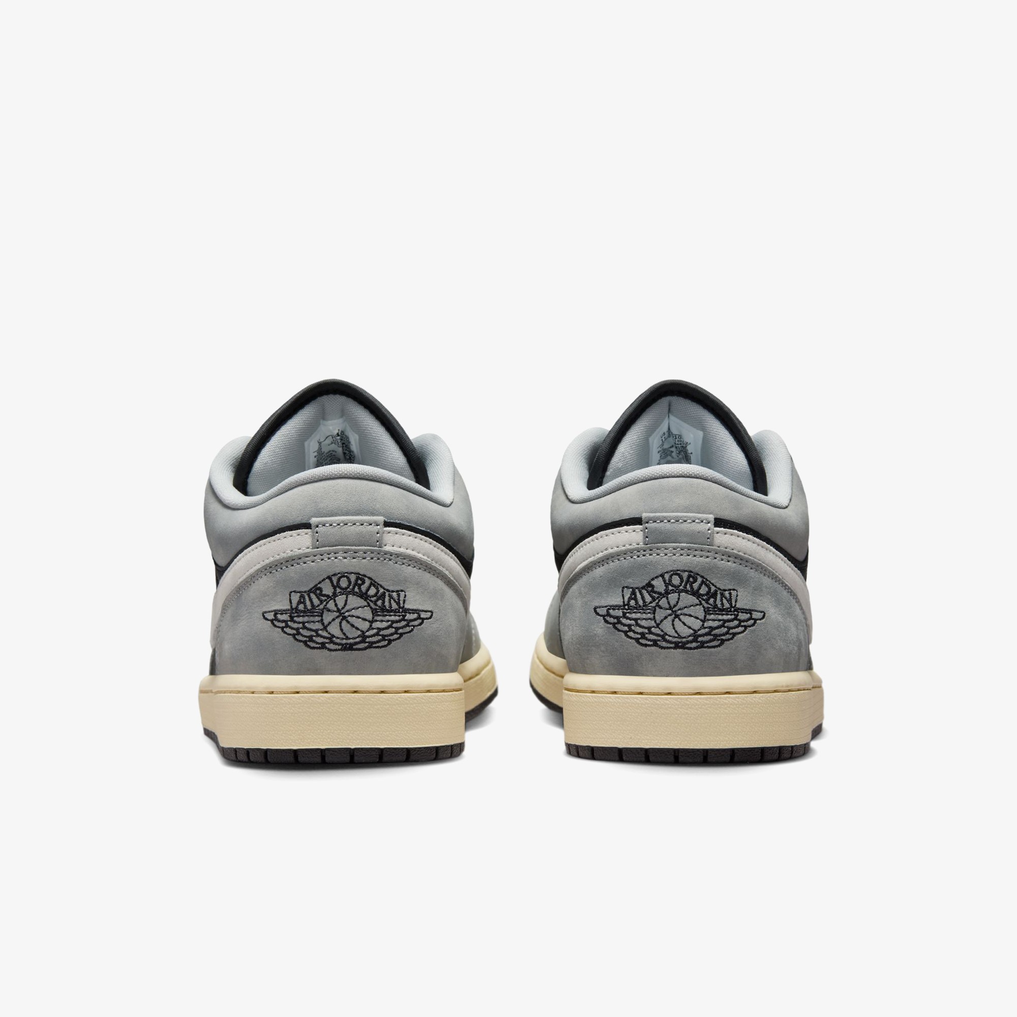 Air Jordan 1 Low SE 'Light Smoke Grey'