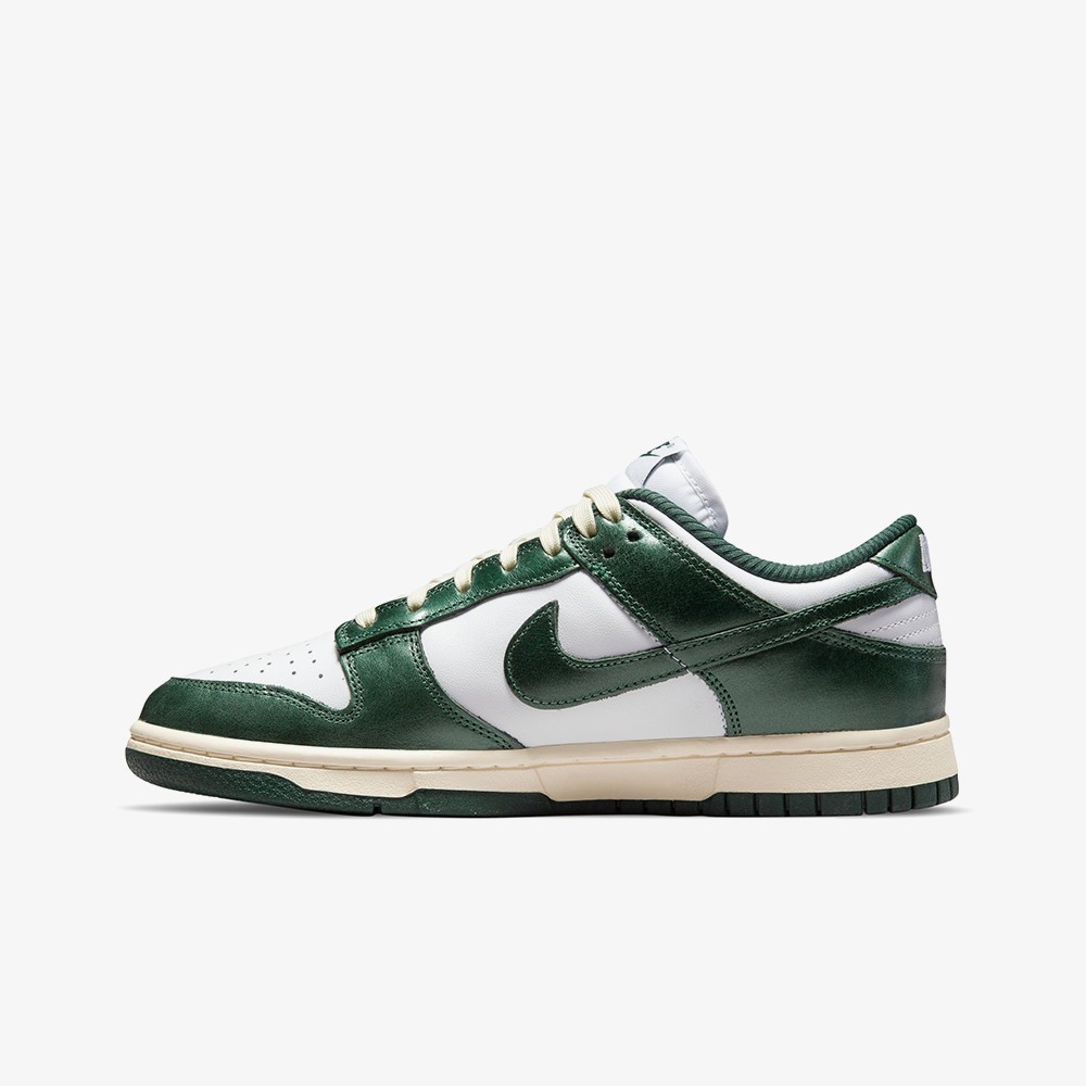 Dunk Low 'Vintage Green' (W)