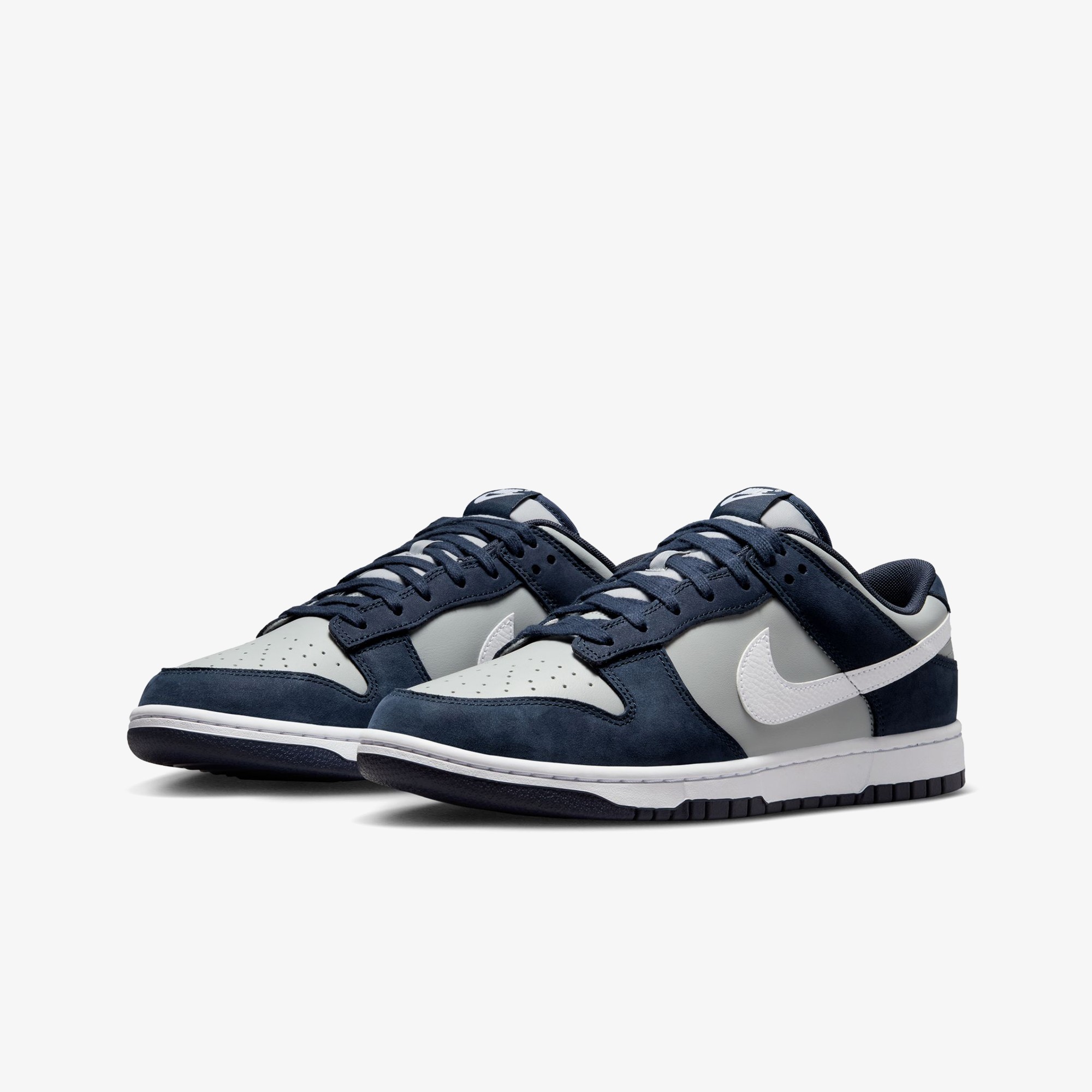 Dunk Low 'Georgetown Suede'