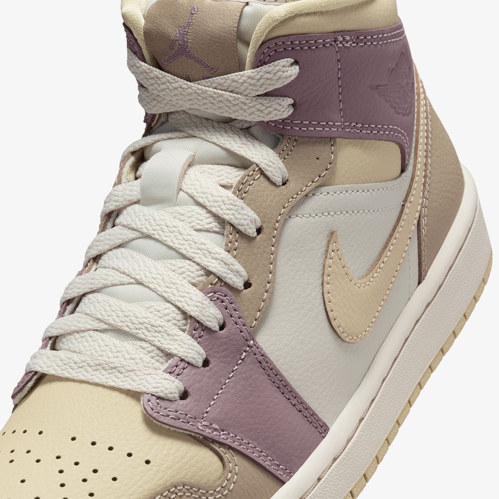 Air Jordan 1 Mid 'Team Gold Taupe'