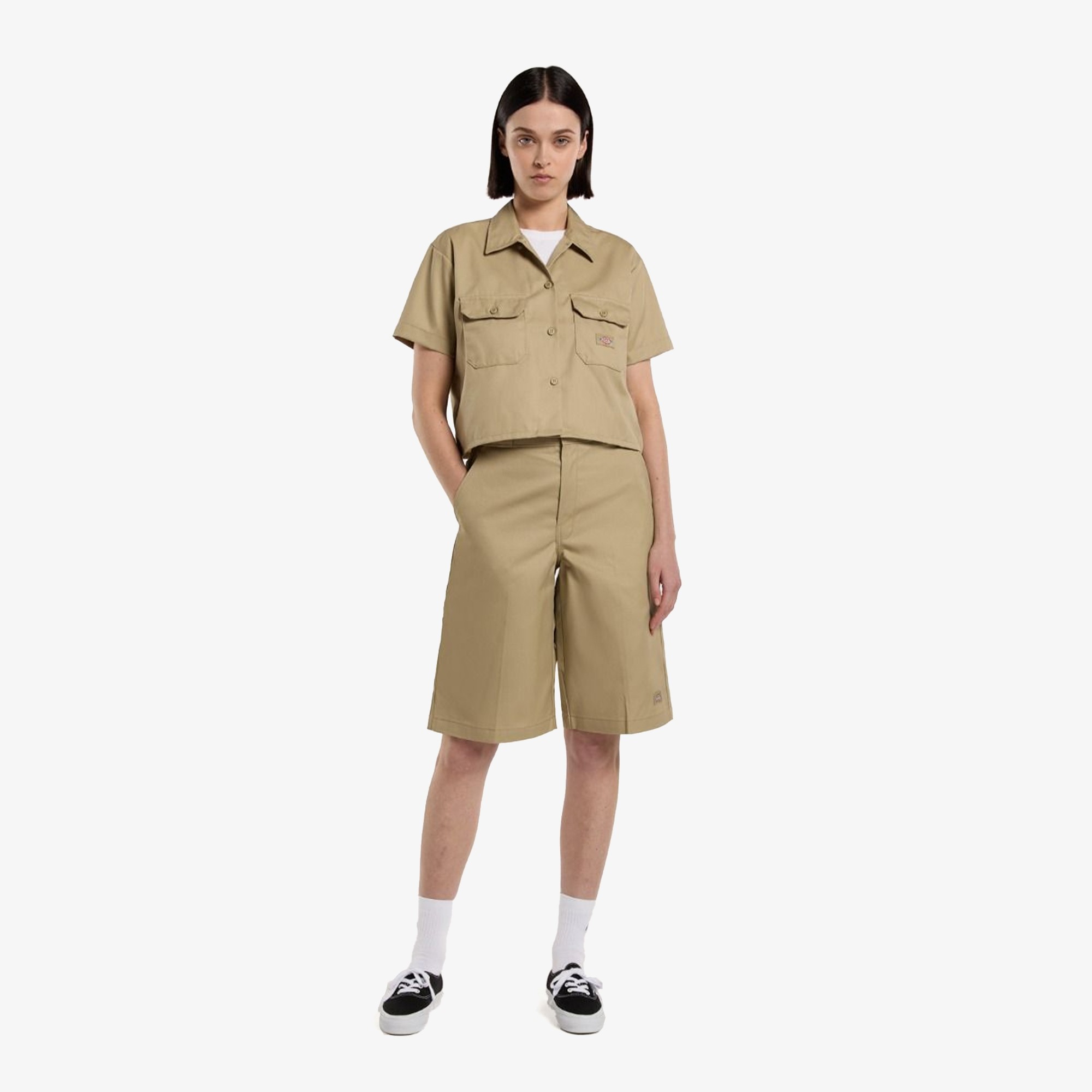 13 Inch Multi Pocket Shorts 'Khaki'